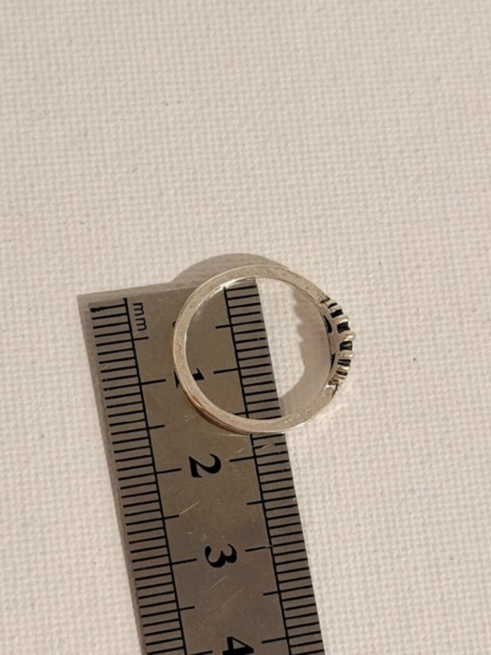 Oxidized silver ring - Picture 3 of 4